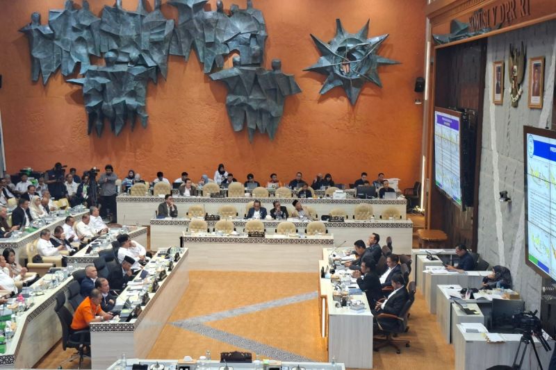 PKP Targetkan Huntap CSR untuk Penyintas Sumatera Selesai Mei