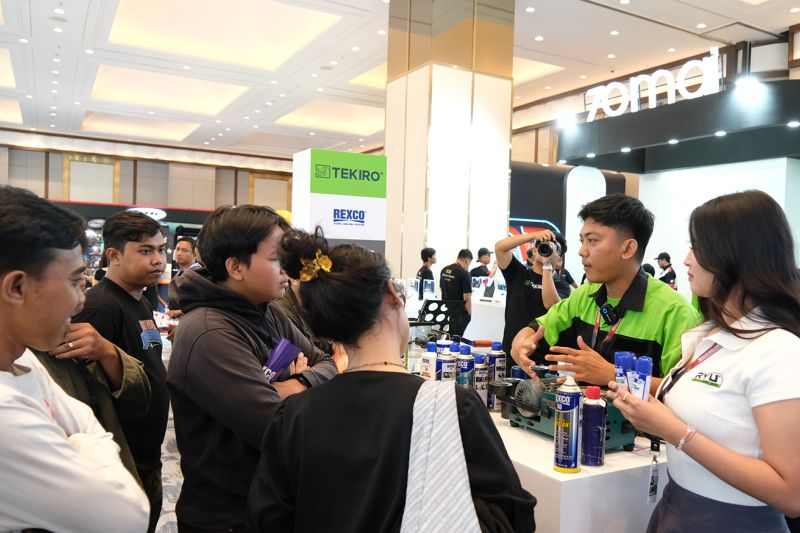 Rexco Siap Dukung Elektrifikasi di Indonesia dengan Cairan Khusus